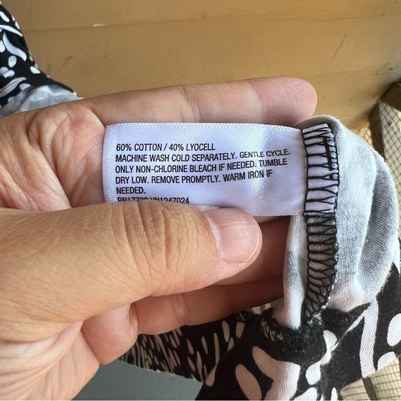 DVF x TargetWomen's Long Sleeve Midi Sea Spots Black Wrap Dress Size M Modest - Picture 5 of 7